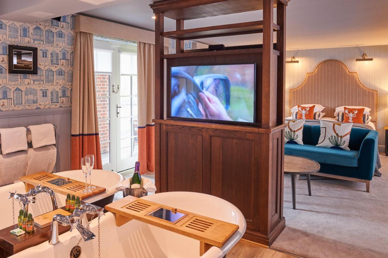 Signature Suite